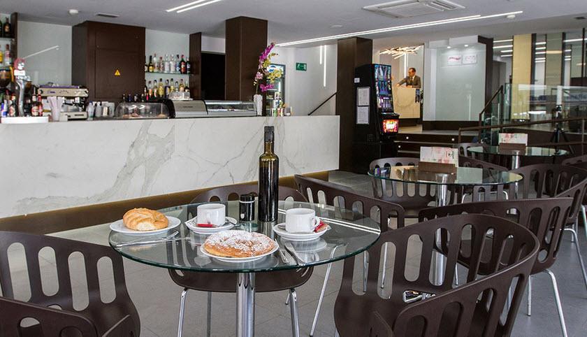 Hotel Montesol เบนิดอร์ม ภายนอก รูปภาพ