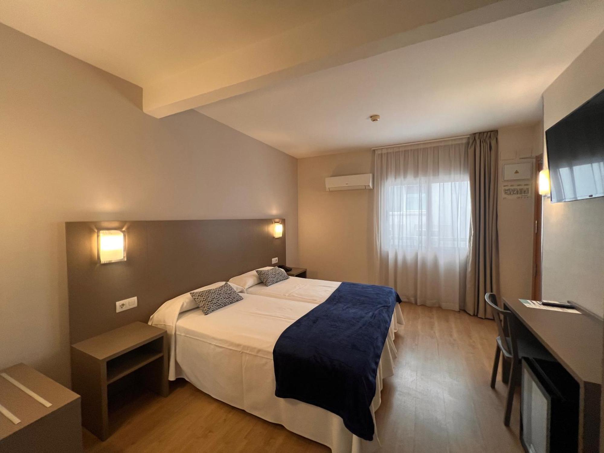 Hotel Montesol เบนิดอร์ม ภายนอก รูปภาพ